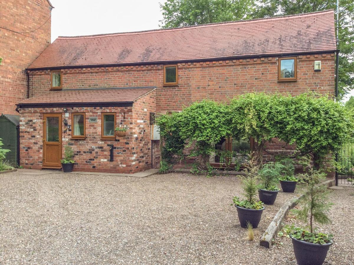 Cream Door Cottage Kidderminster Exterior foto